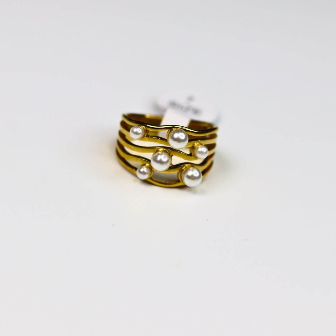 Pearl Dream Gold Ring - Adorn-iq