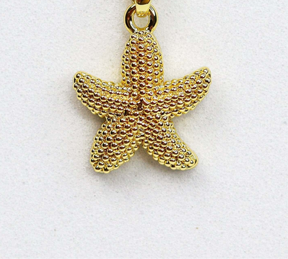 Necklace Coral Star Necklace - 18k Gold Plated & Waterproof Discover the Coral Star Necklace: hypoallergenic, anti-tarnish, and crafted from high-quality stainless steel for everyday elegance.