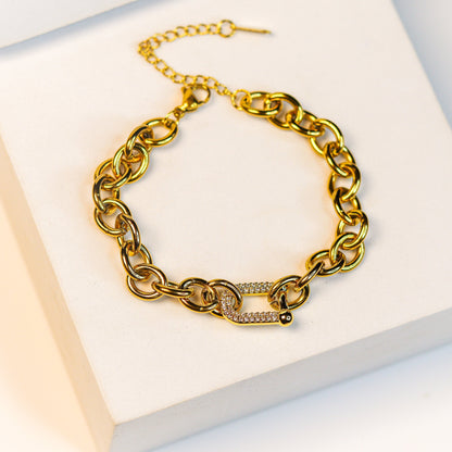 Luxe U Link Chain Bracelet