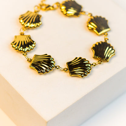 Gold Shell Bracelet