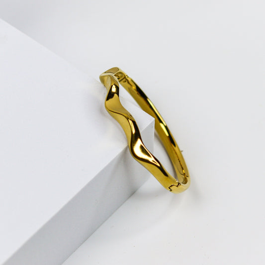 Gold Wave Fusion Bangle Bracelet