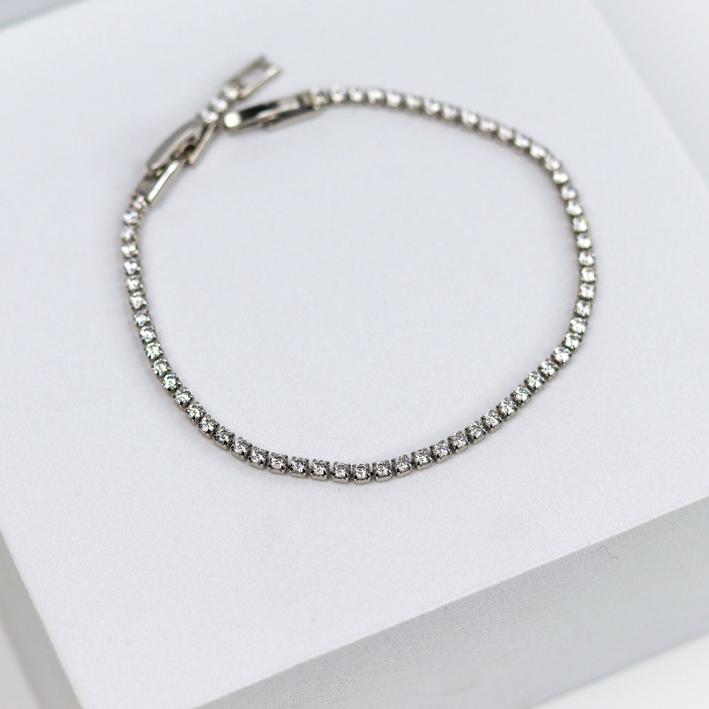 Minimal Tennis Chain Bracelet