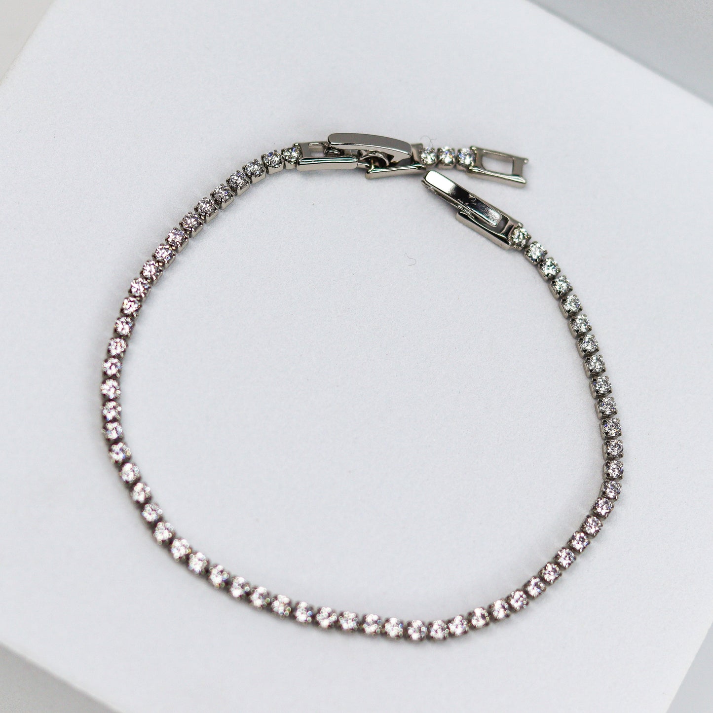 Minimal Tennis Chain Bracelet