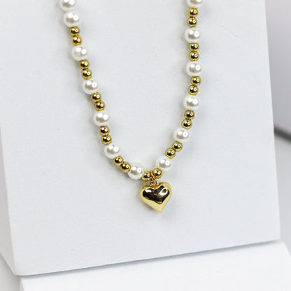 Heartstrings Pearl Necklace