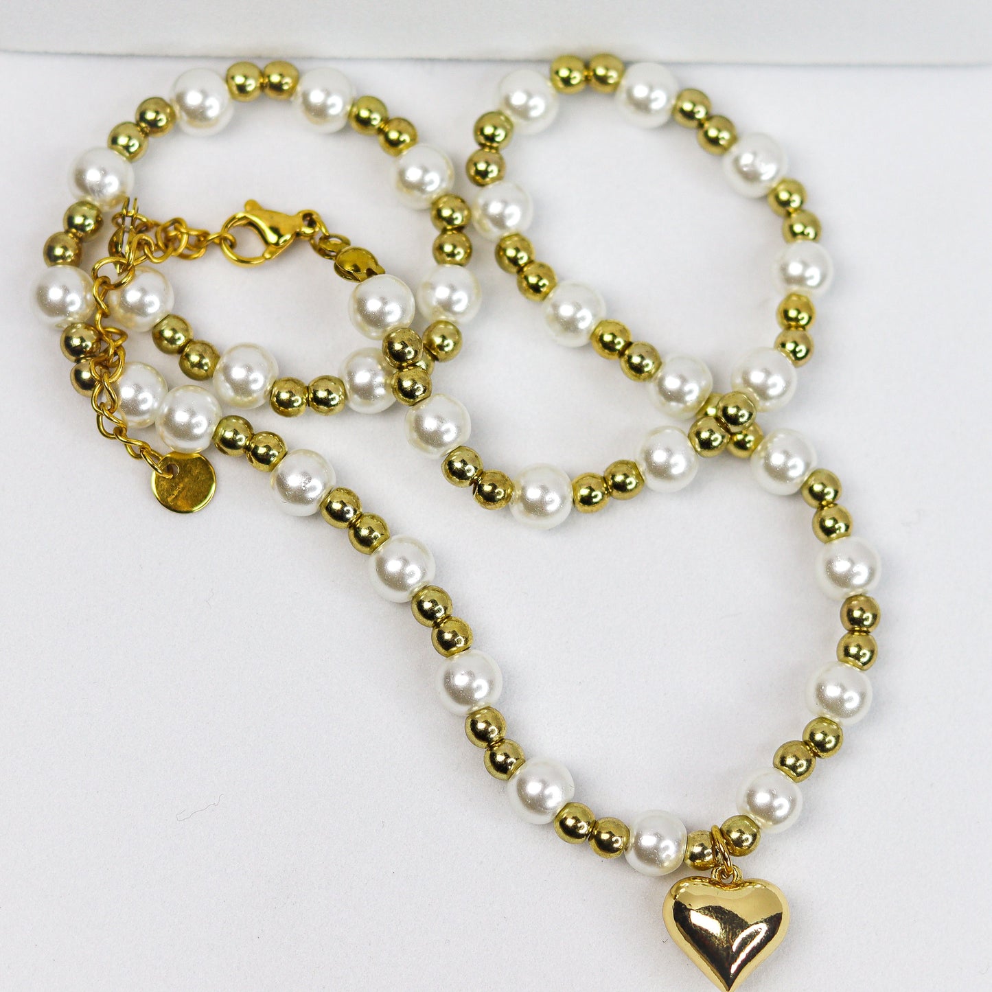 Heartstrings Pearl Necklace