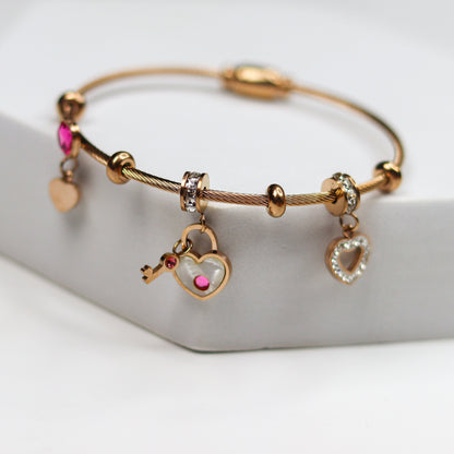 Heart & Key Charm Bracelet - Adorn-iq