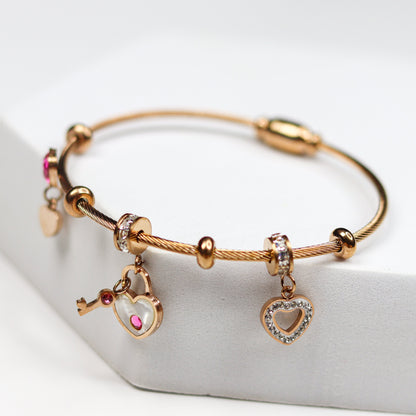 Heart & Key Charm Bracelet - Adorn-iq