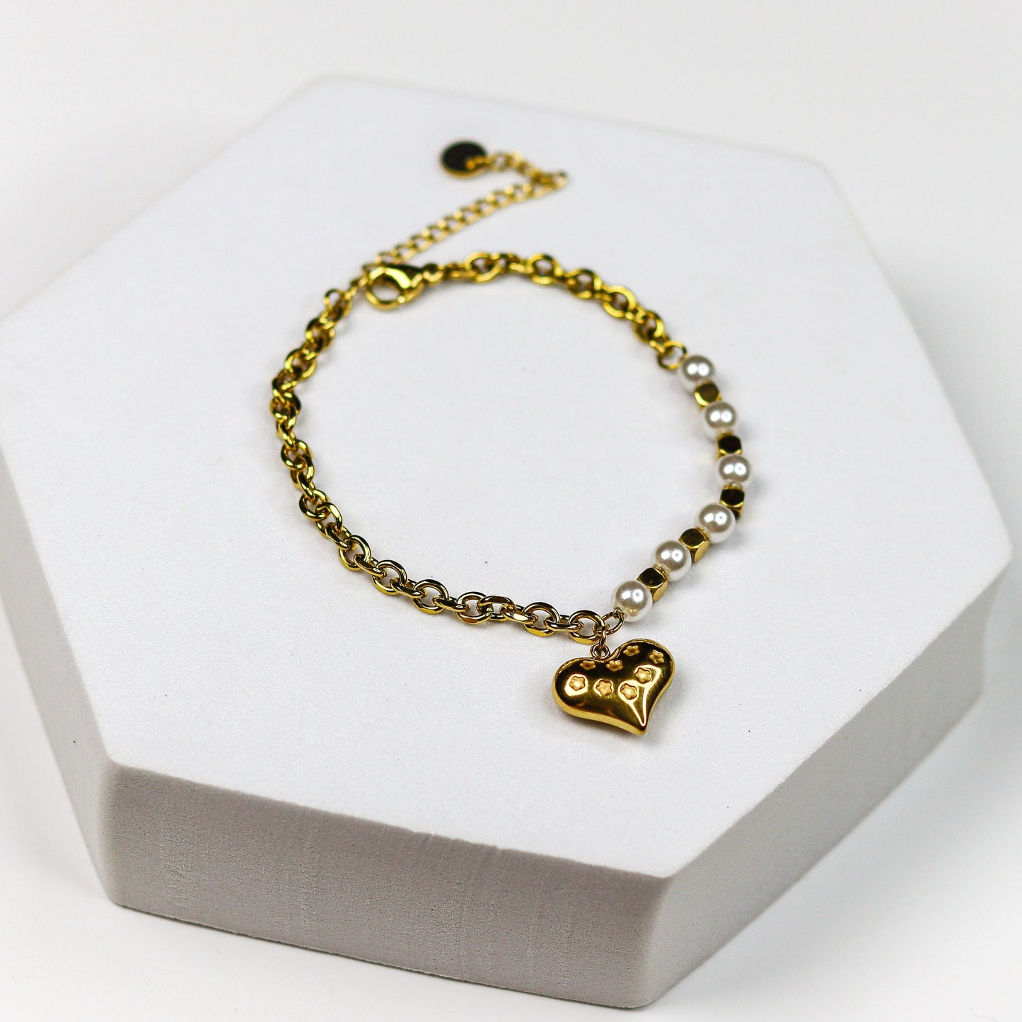 Pearl Chain Heart Bracelet - Adorn-iq