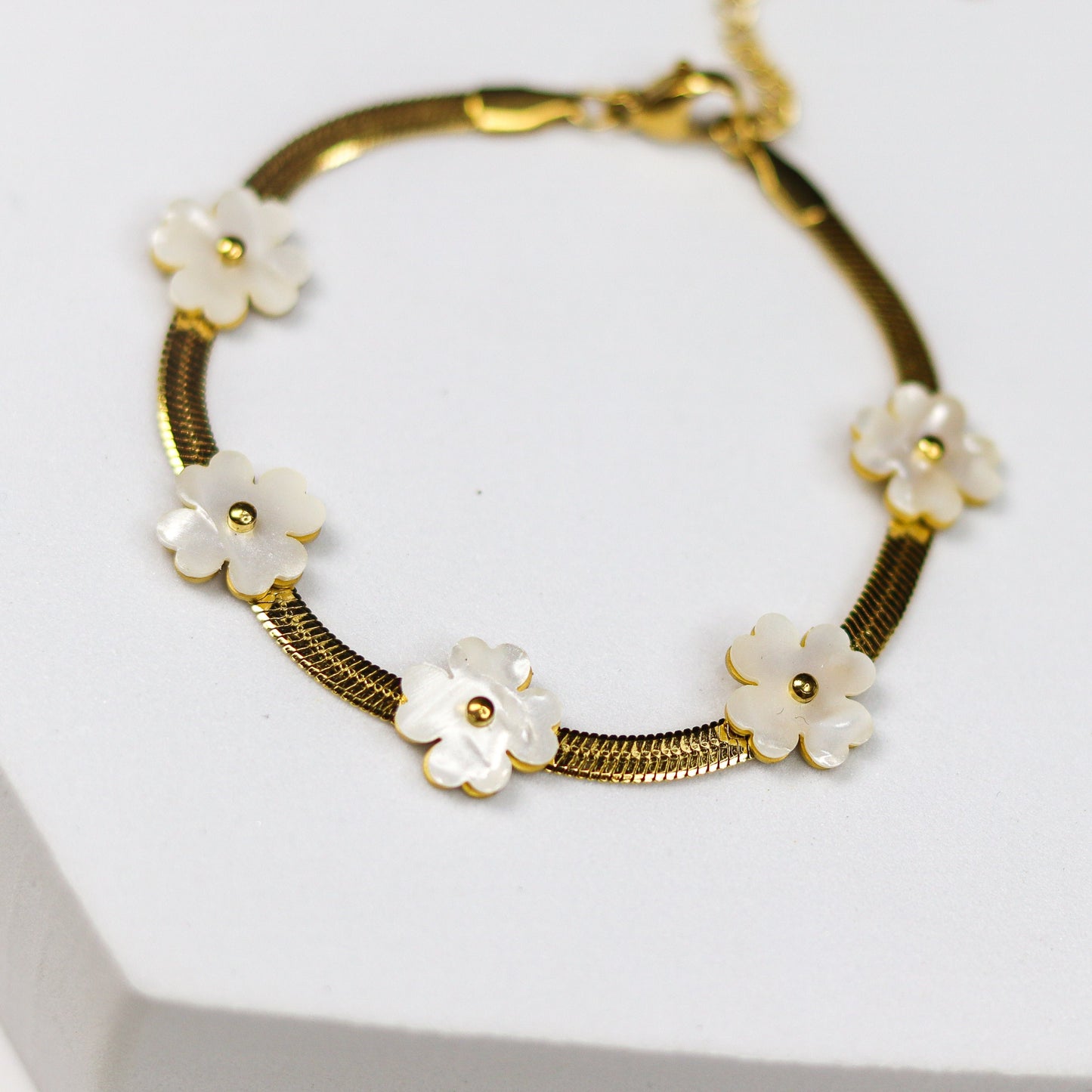 Petal Snake Chain Bracelet - Adorn-iq