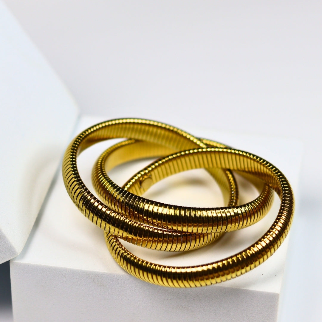 Interlocked Luxe Bracelet - Adorn-iq