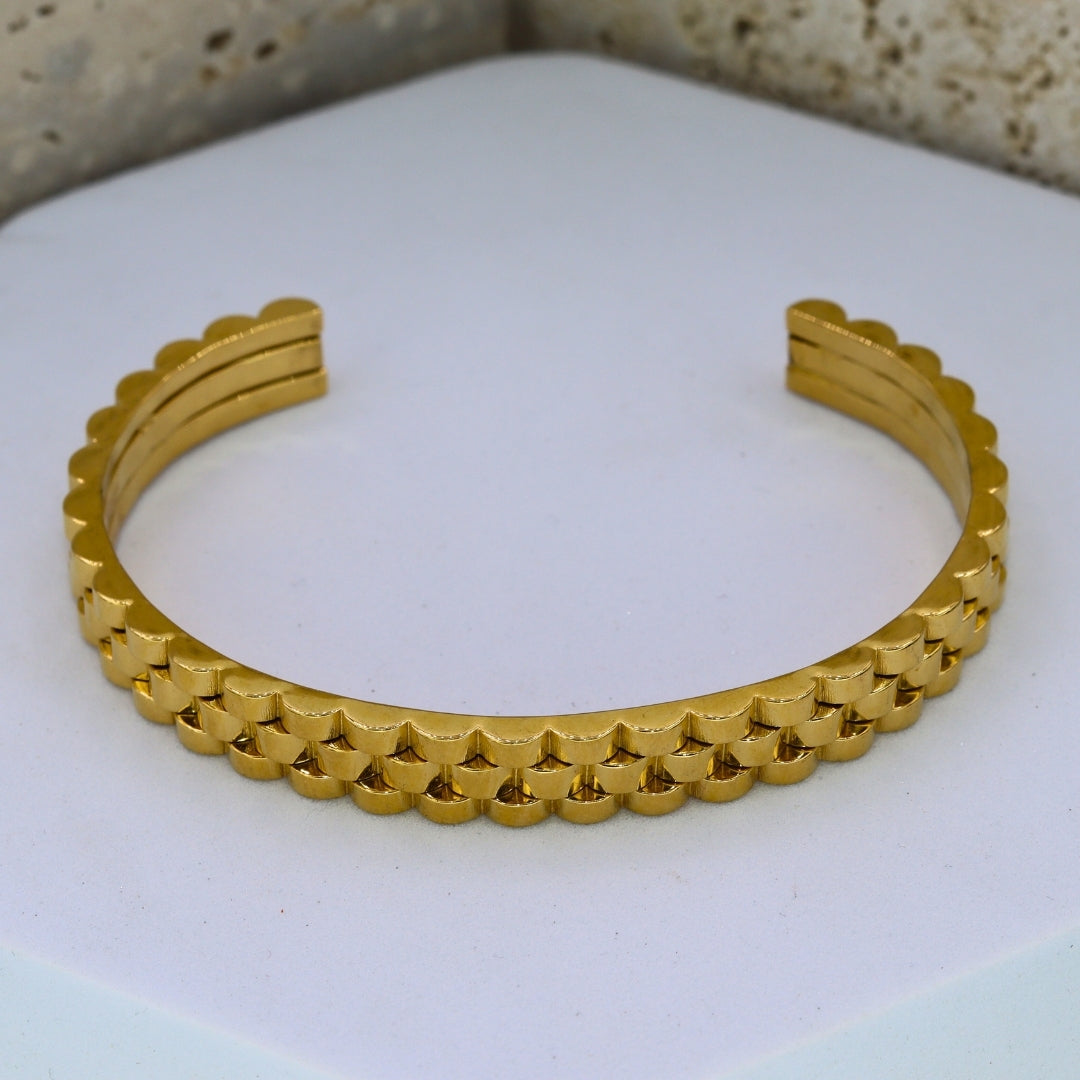 Pattern Gold Cuff Bracelet - Adorn-iq