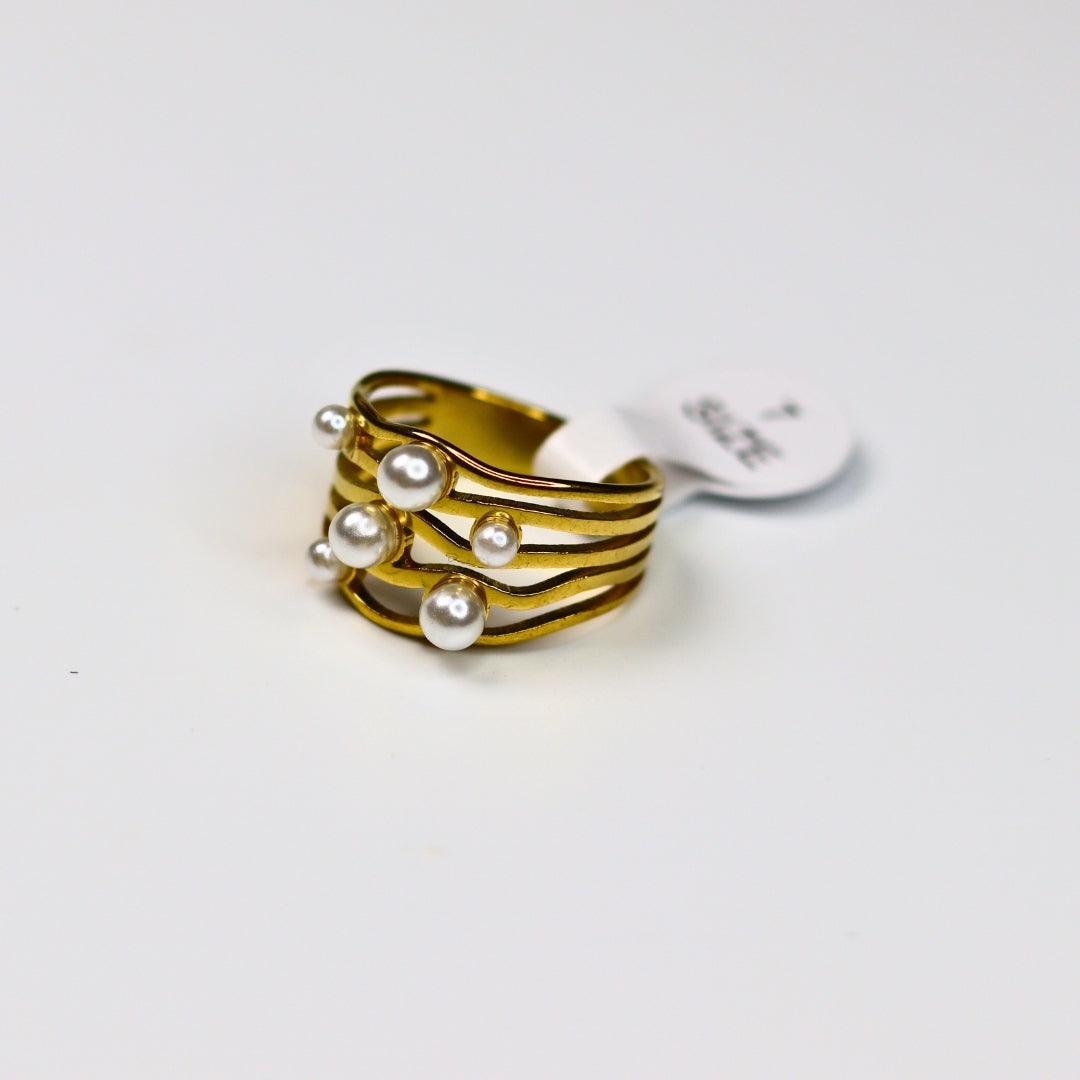 Pearl Dream Gold Ring - Adorn-iq