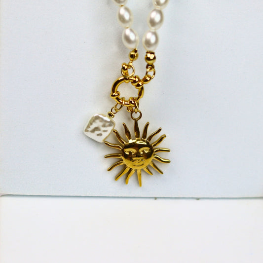 Pearly Sunshine Charm Necklace - Adorn-iq