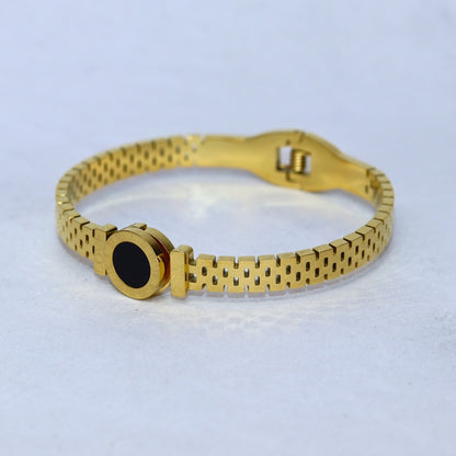 Roman Gold Bracelet - Adorn-iq