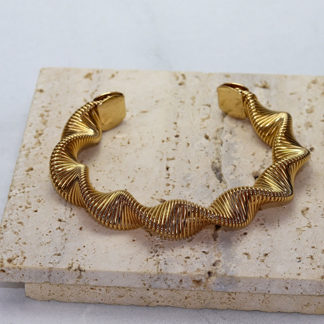 Spiral Cuff Bracelet - Adorn-iq