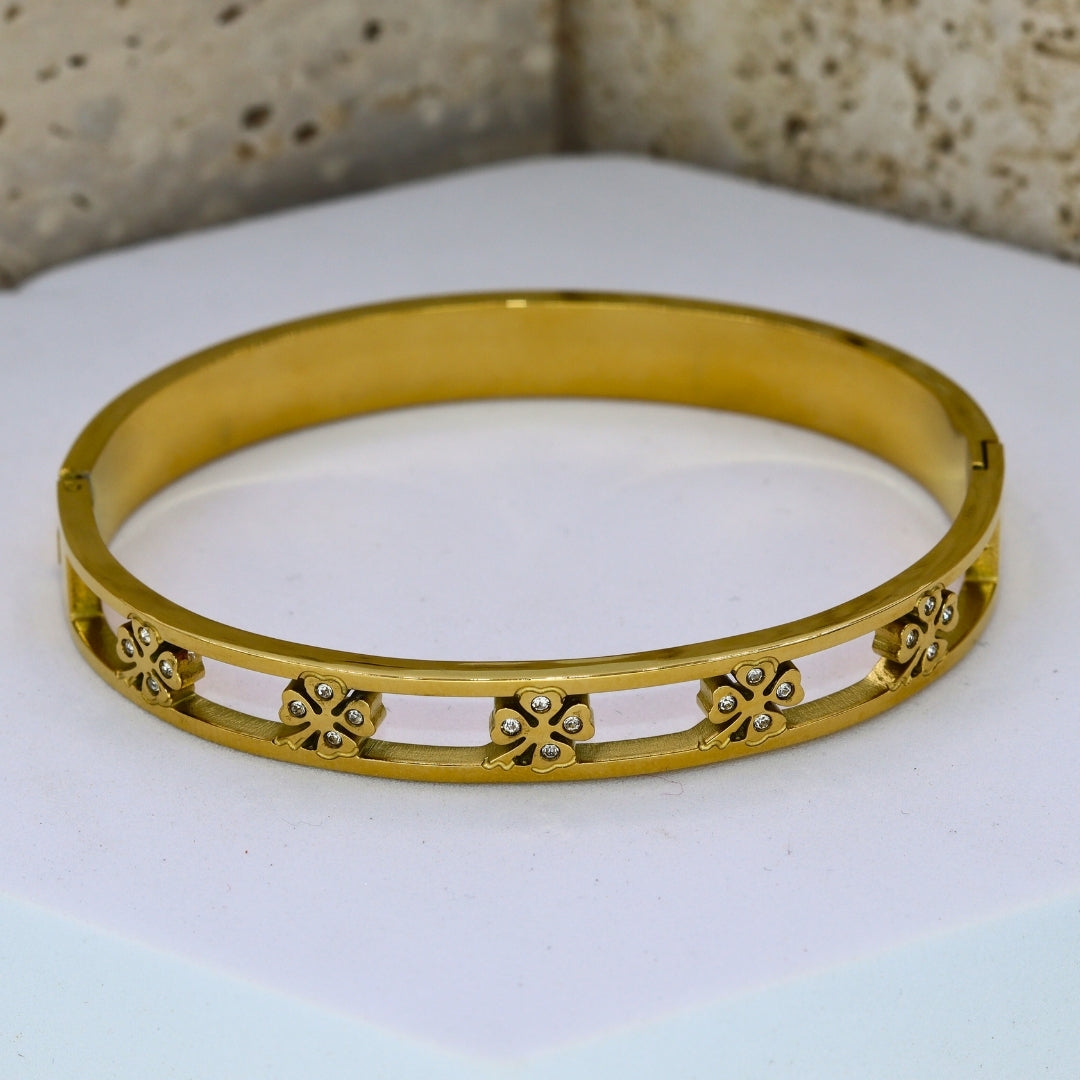 Zircon Flower Bangle bracelet - Adorn-iq